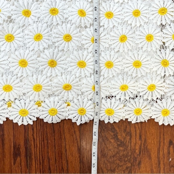 J. Marie Jenna Tie Strap Square Neck White Floral Daisy Lace Shift Midi Dress - Picture 15 of 16